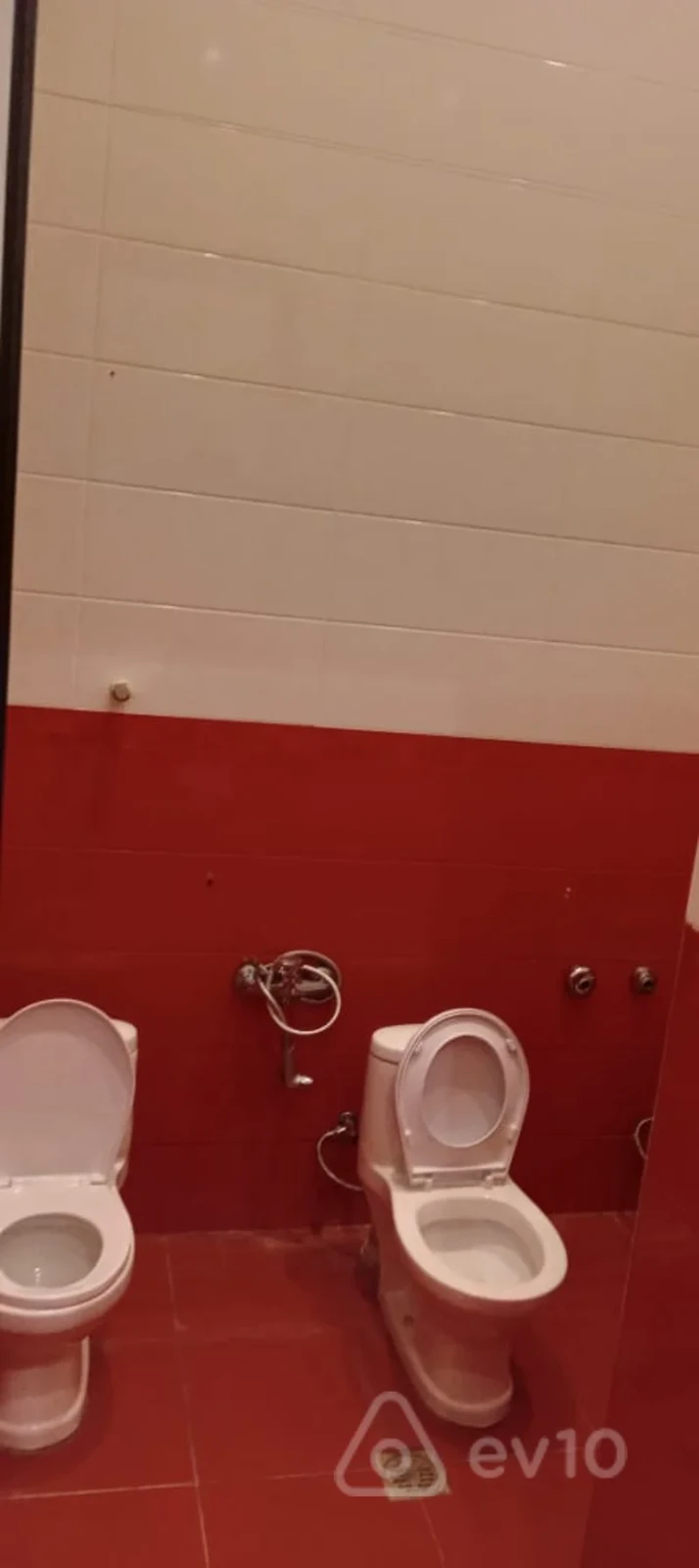 Kirayə verilir 10 otaqlı ofis 750 m²