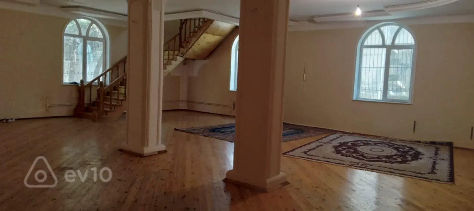 Kirayə verilir 10 otaqlı ofis 750 m²