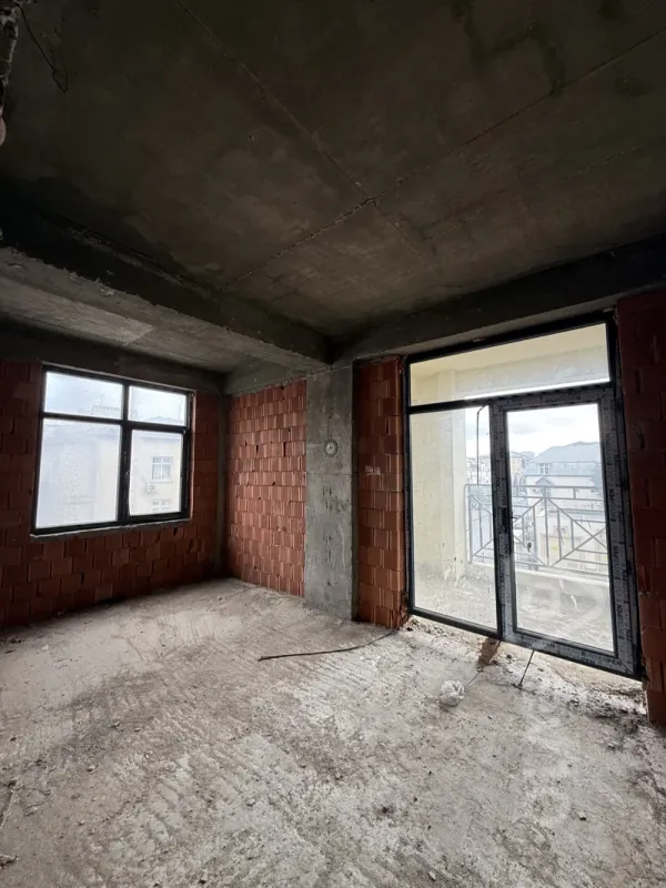 Satılır 4 otaqlı yeni tikili 131 m²