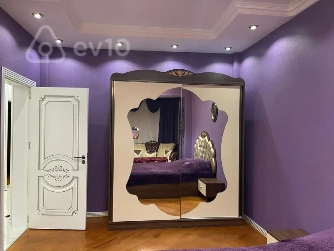 Satılır 4 otaqlı yeni tikili 142 m²