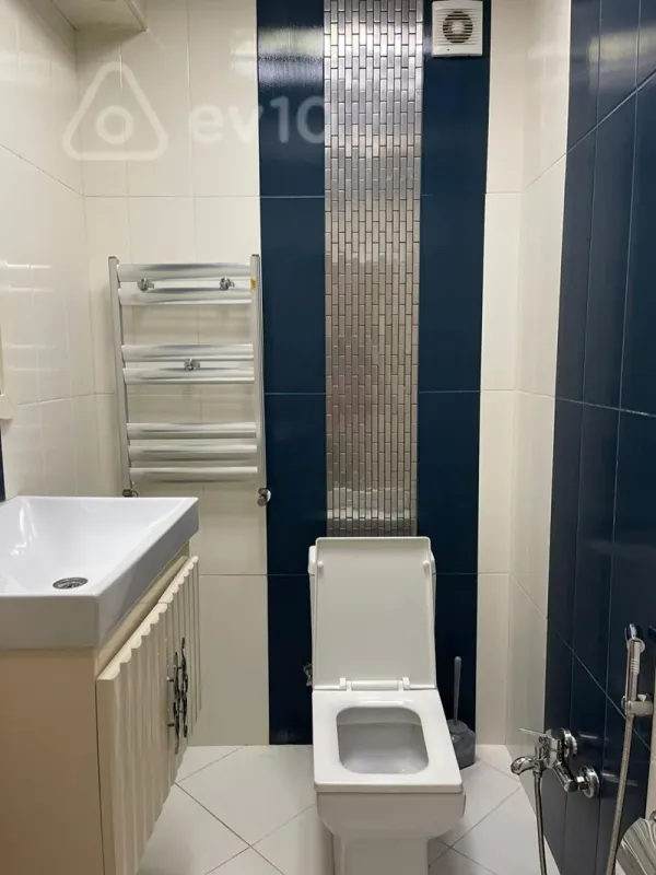 Satılır 4 otaqlı yeni tikili 142 m²