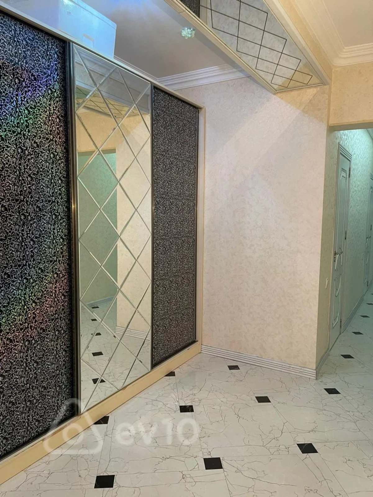 Satılır 4 otaqlı yeni tikili 142 m²