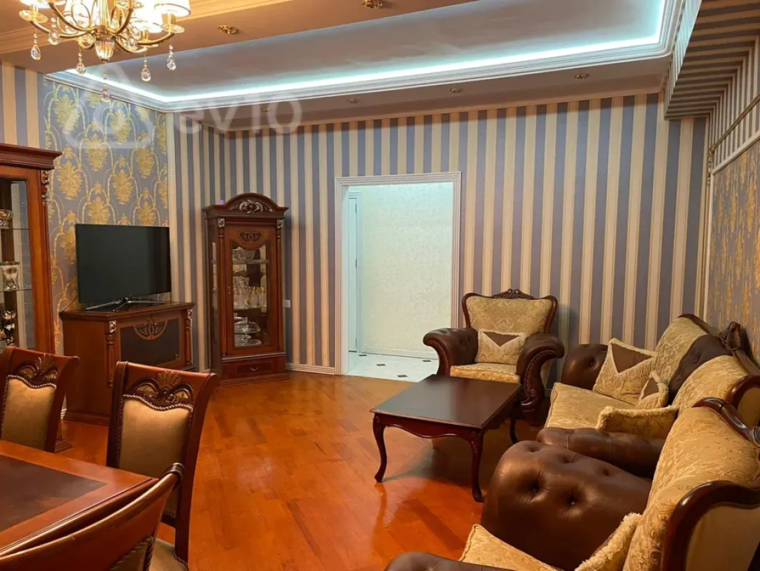 Satılır 4 otaqlı yeni tikili 142 m²
