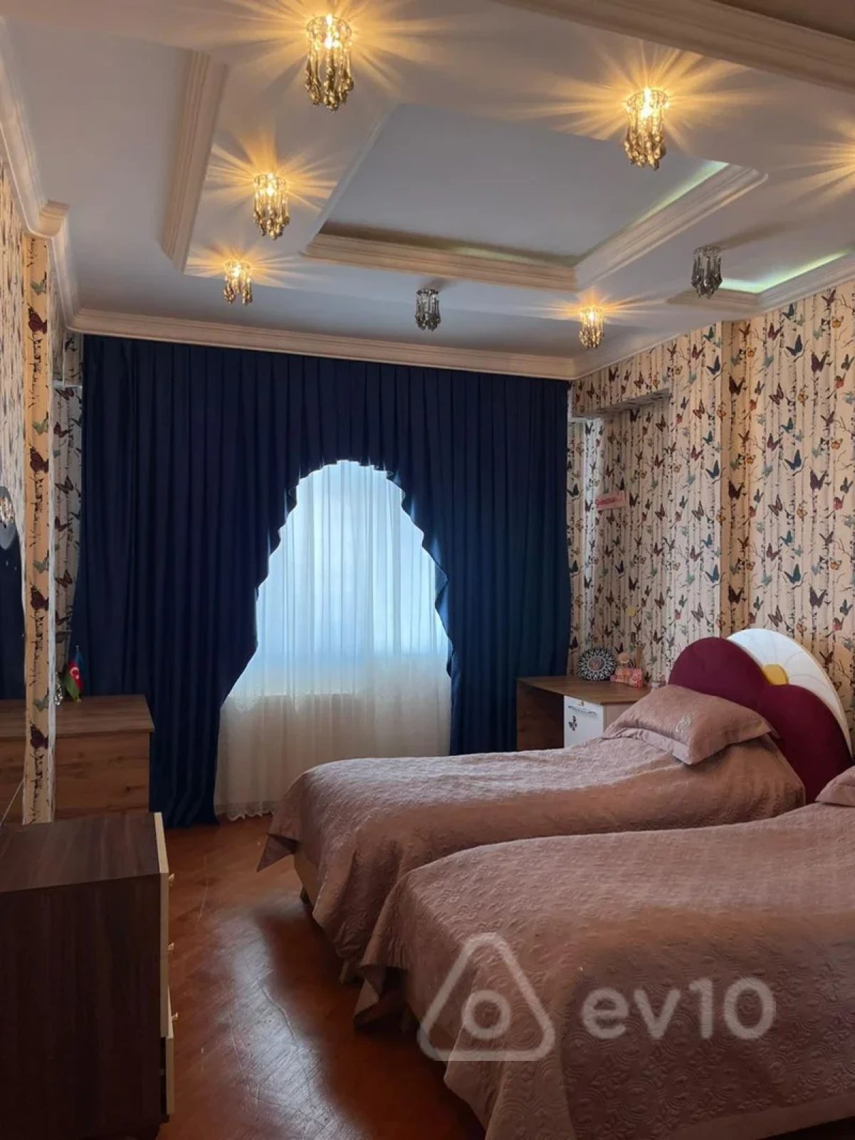 Satılır 4 otaqlı yeni tikili 142 m²