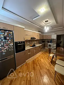 Satılır 4 otaqlı yeni tikili 150 m²