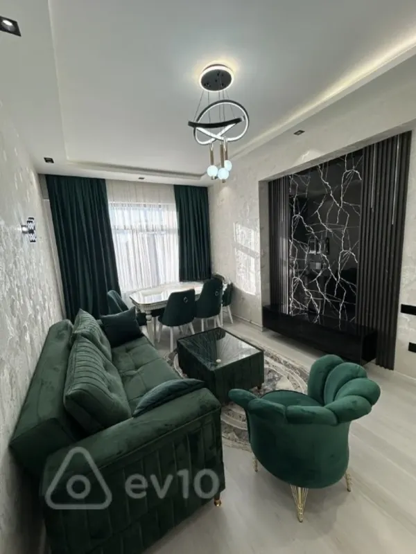 Kirayə verilir 2 otaqlı yeni tikili 60 m²