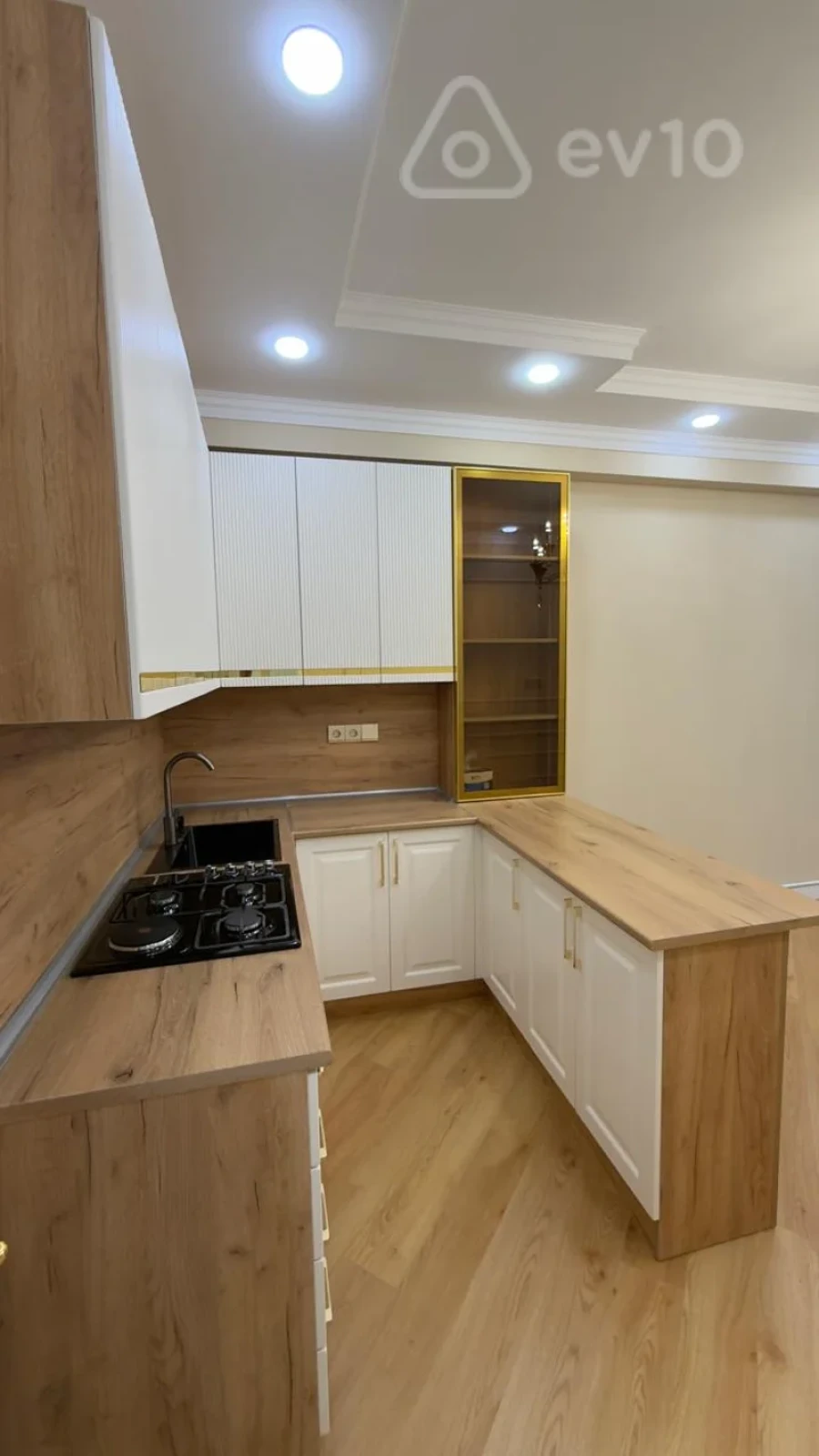 Satılır 2 otaqlı yeni tikili 58 m²
