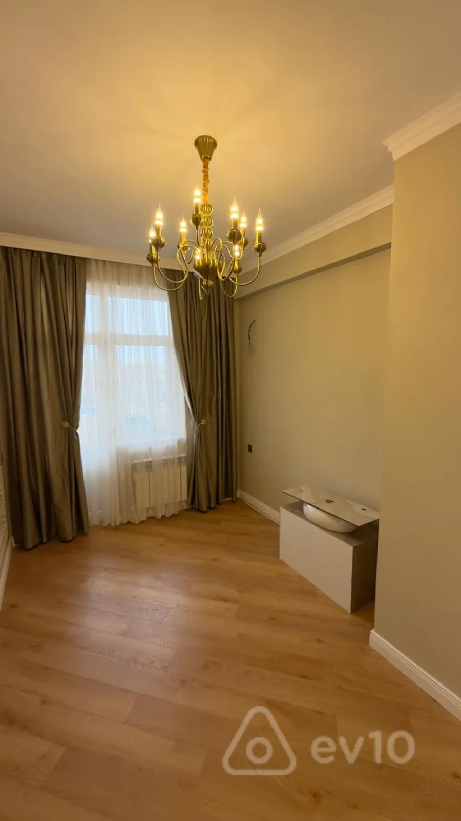 Satılır 2 otaqlı yeni tikili 58 m²