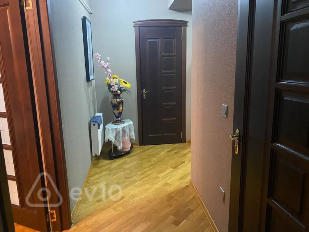 Satılır 2 otaqlı yeni tikili 65 m²