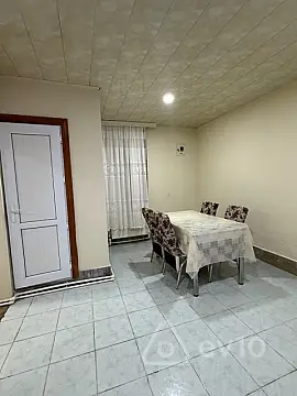 Kirayə verilir 3 otaqlı köhnə tikili 85 m²
