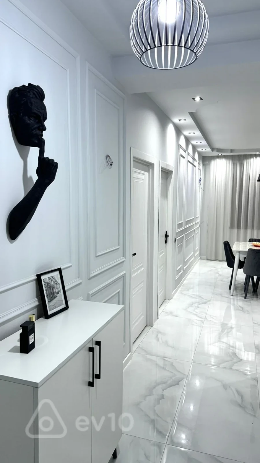 Kirayə verilir 2 otaqlı yeni tikili 72 m²