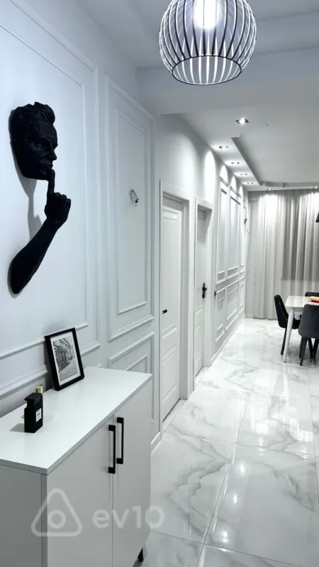 Kirayə verilir 2 otaqlı yeni tikili 72 m²