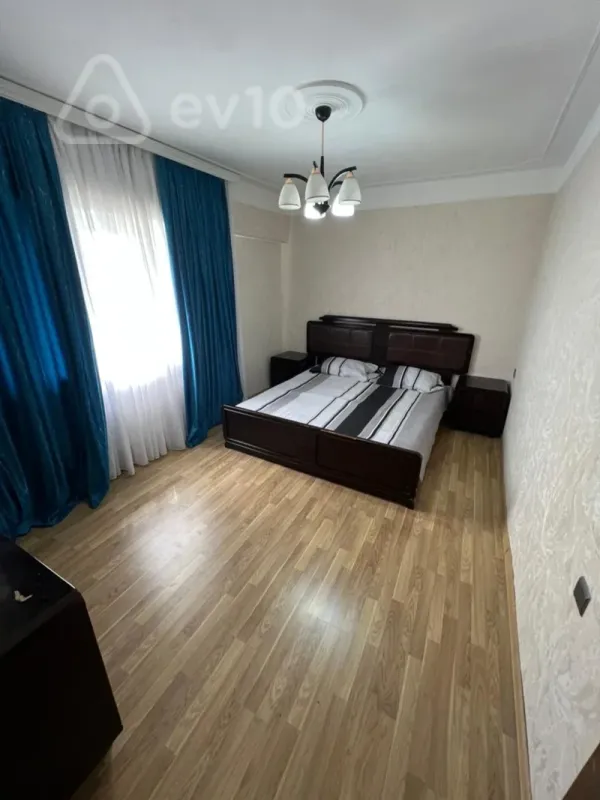 Kirayə verilir 2 otaqlı yeni tikili 85 m²