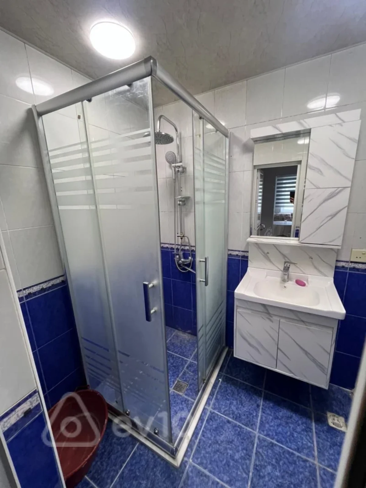 Kirayə verilir 2 otaqlı yeni tikili 85 m²