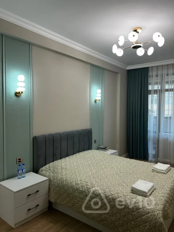 Kirayə verilir 2 otaqlı yeni tikili 85 m²