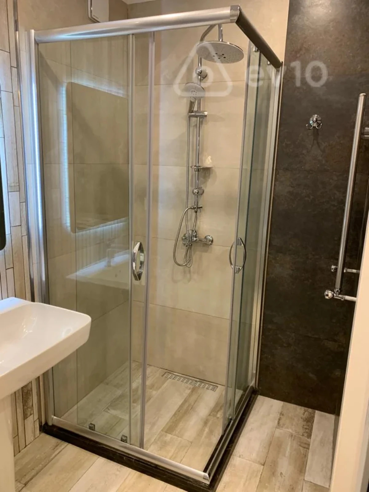 Kirayə verilir 3 otaqlı yeni tikili 100 m²