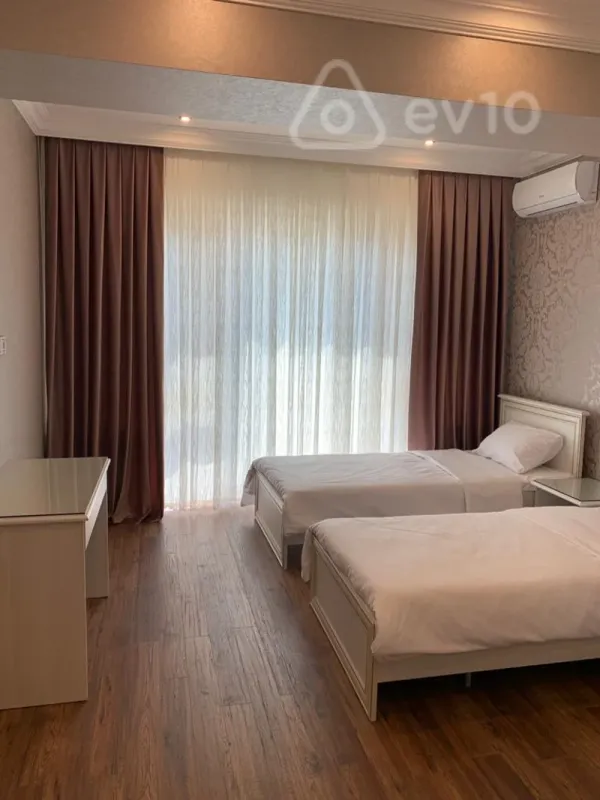 Kirayə verilir 3 otaqlı yeni tikili 100 m²