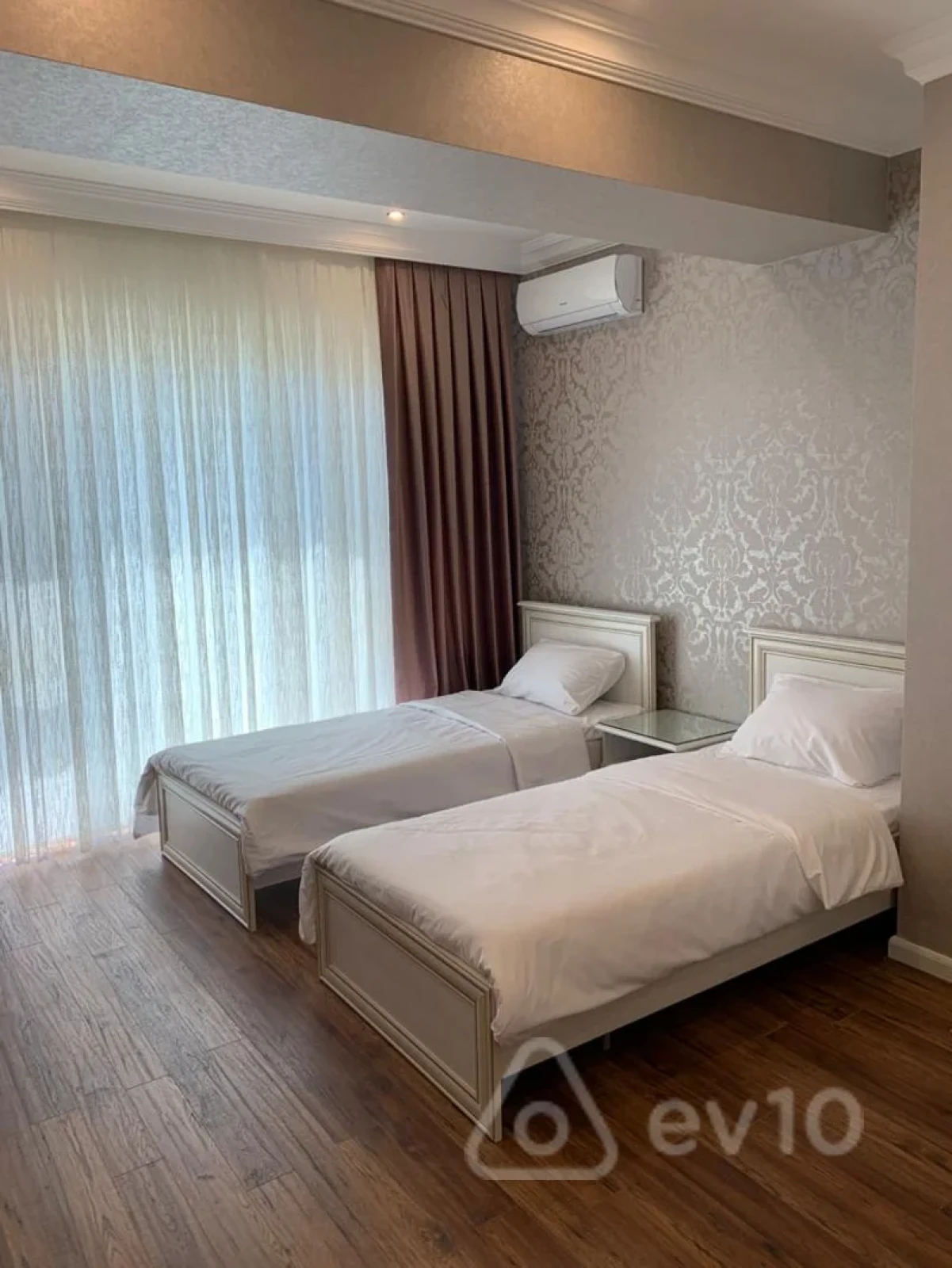 Kirayə verilir 3 otaqlı yeni tikili 100 m²