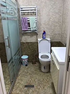 Kirayə verilir 3 otaqlı yeni tikili 120 m²