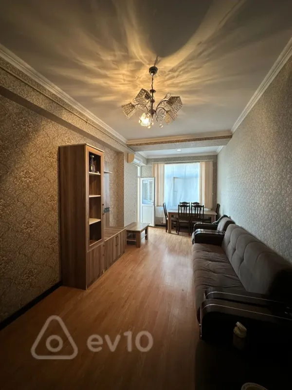 Kirayə verilir 2 otaqlı yeni tikili 65 m²