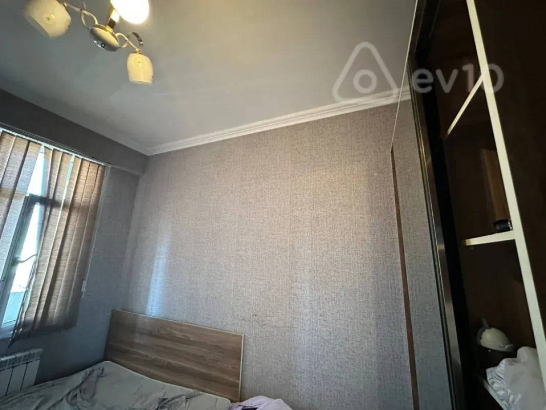 Kirayə verilir 2 otaqlı yeni tikili 65 m²