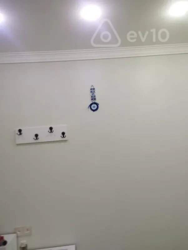 Kirayə verilir 2 otaqlı yeni tikili 107 m²