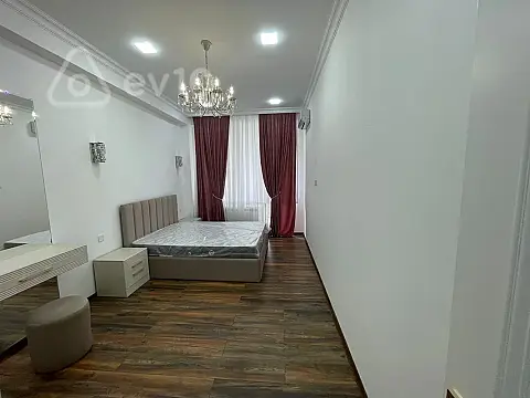 Kirayə verilir 2 otaqlı yeni tikili 66 m²