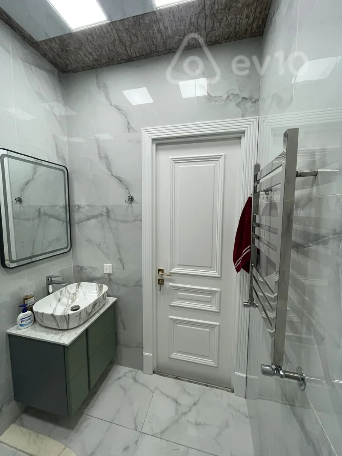 Kirayə verilir 2 otaqlı yeni tikili 66 m²