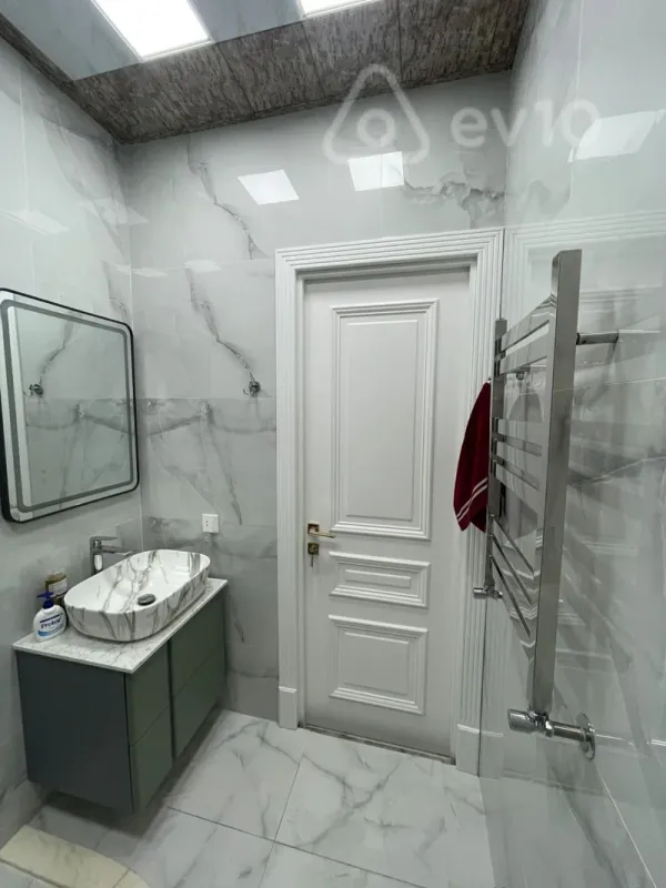 Kirayə verilir 2 otaqlı yeni tikili 66 m²