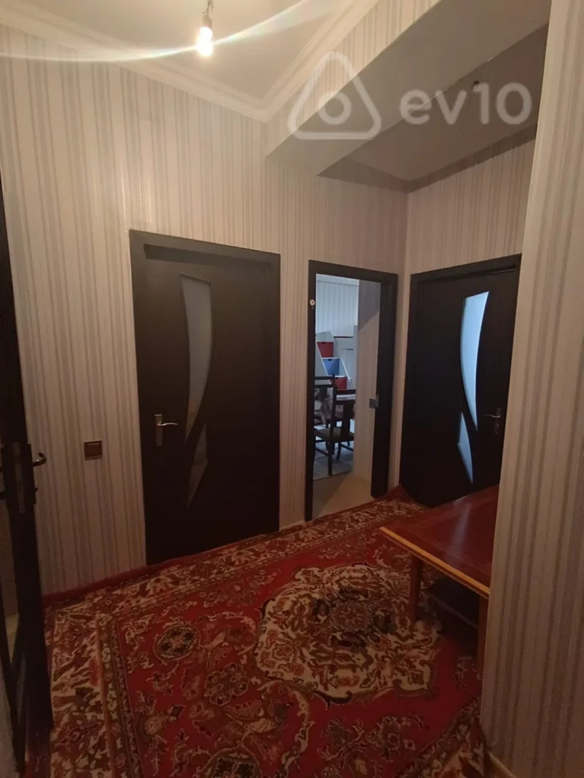 Kirayə verilir 2 otaqlı yeni tikili 85 m²