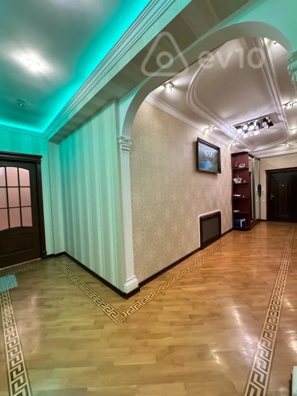 Satılır 3 otaqlı yeni tikili 117 m²