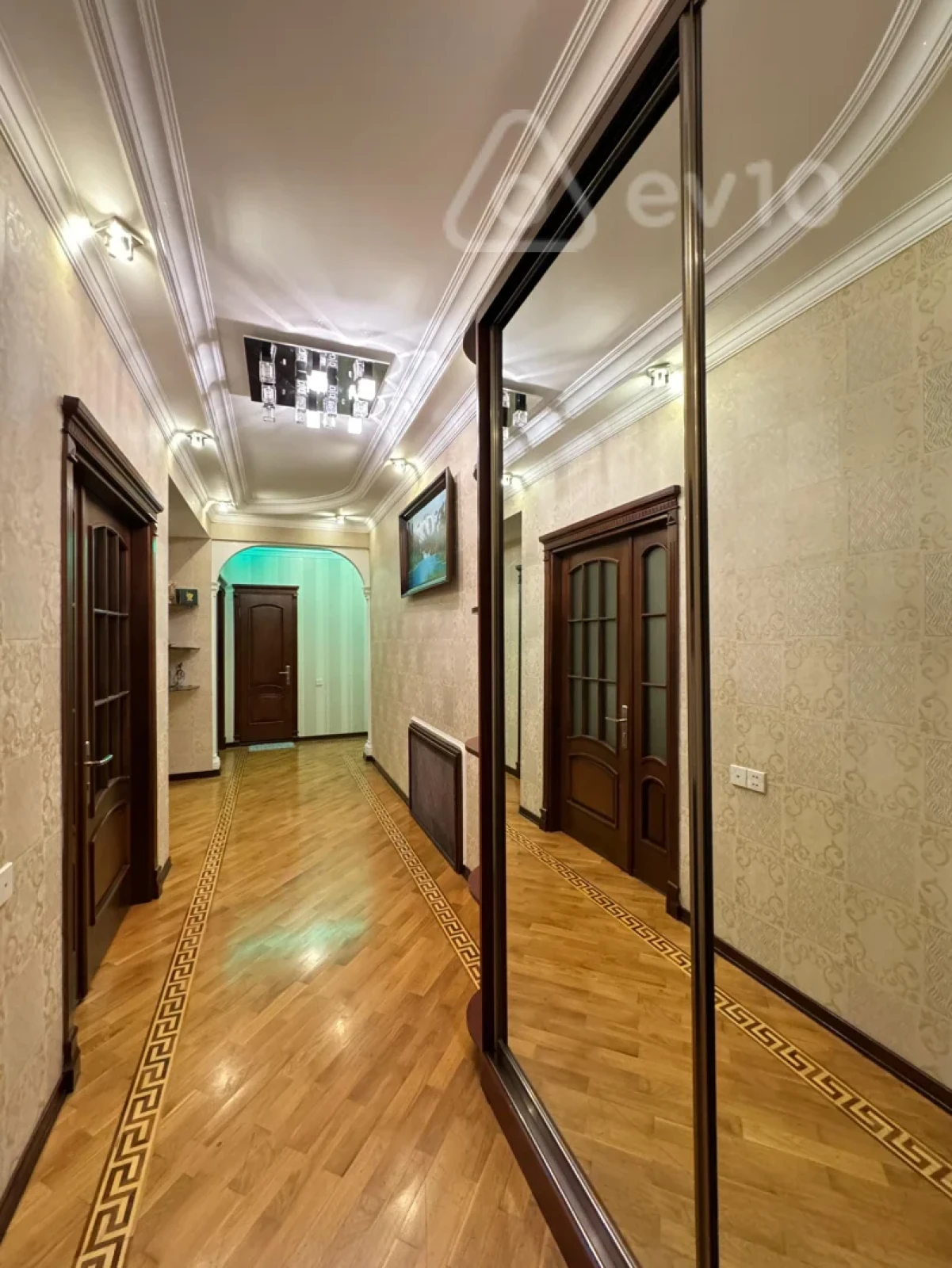 Satılır 3 otaqlı yeni tikili 117 m²