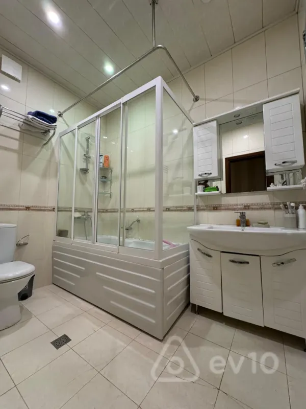 Satılır 3 otaqlı yeni tikili 117 m²