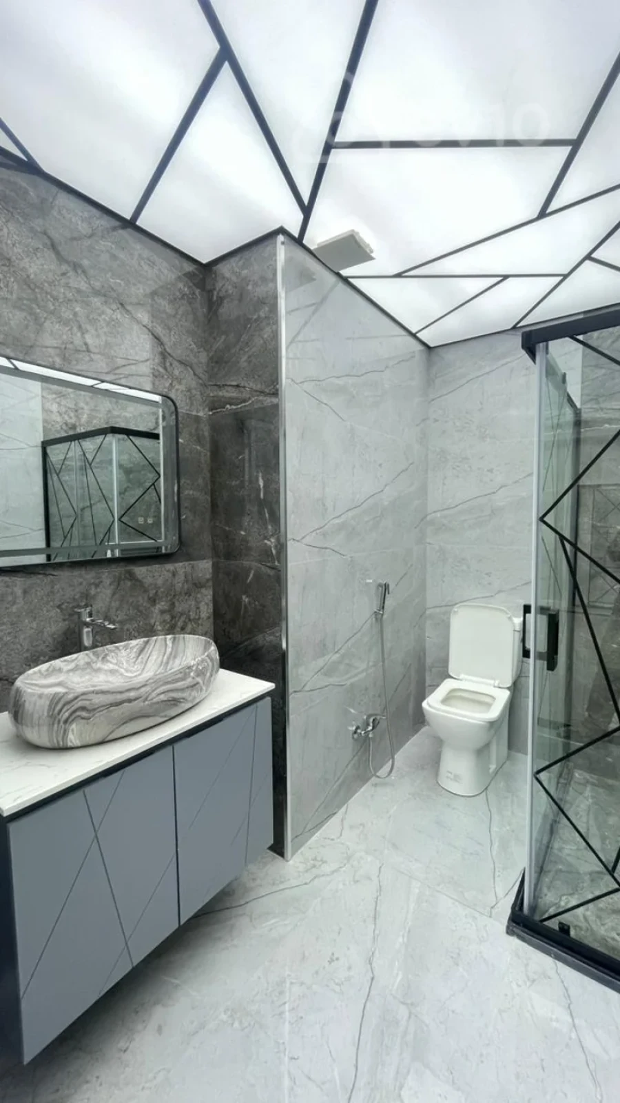 Satılır 3 otaqlı yeni tikili 131 m²