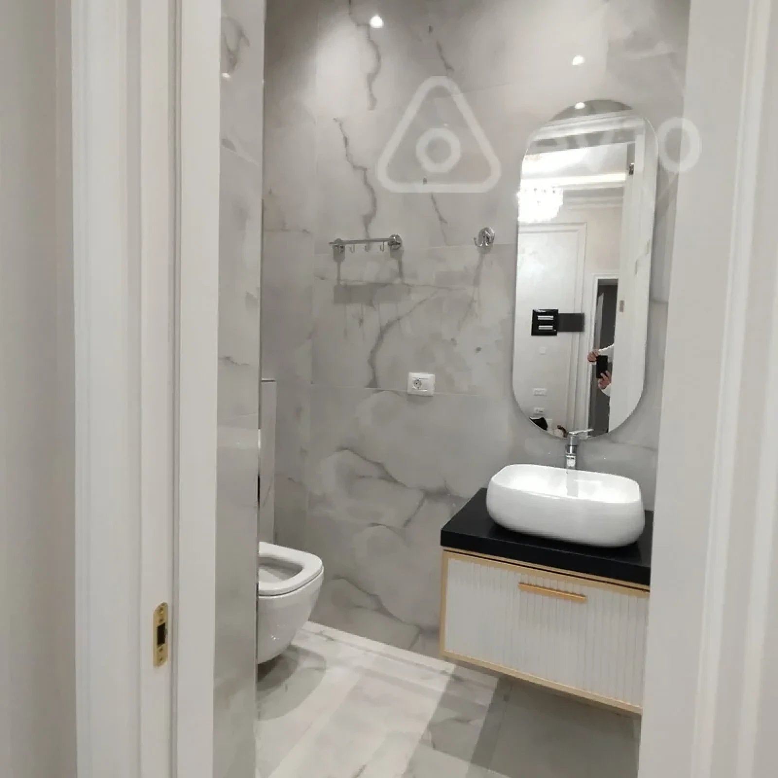 Kirayə verilir 3 otaqlı yeni tikili 145 m²