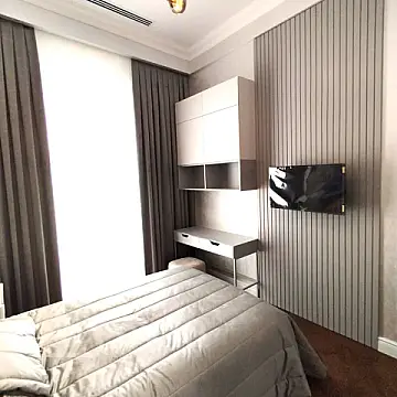 Kirayə verilir 3 otaqlı yeni tikili 145 m²