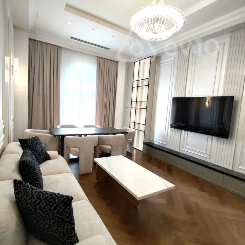 Kirayə verilir 3 otaqlı yeni tikili 145 m²