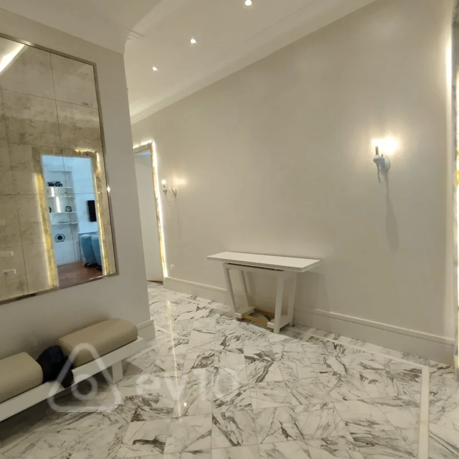 Kirayə verilir 3 otaqlı yeni tikili 108 m²