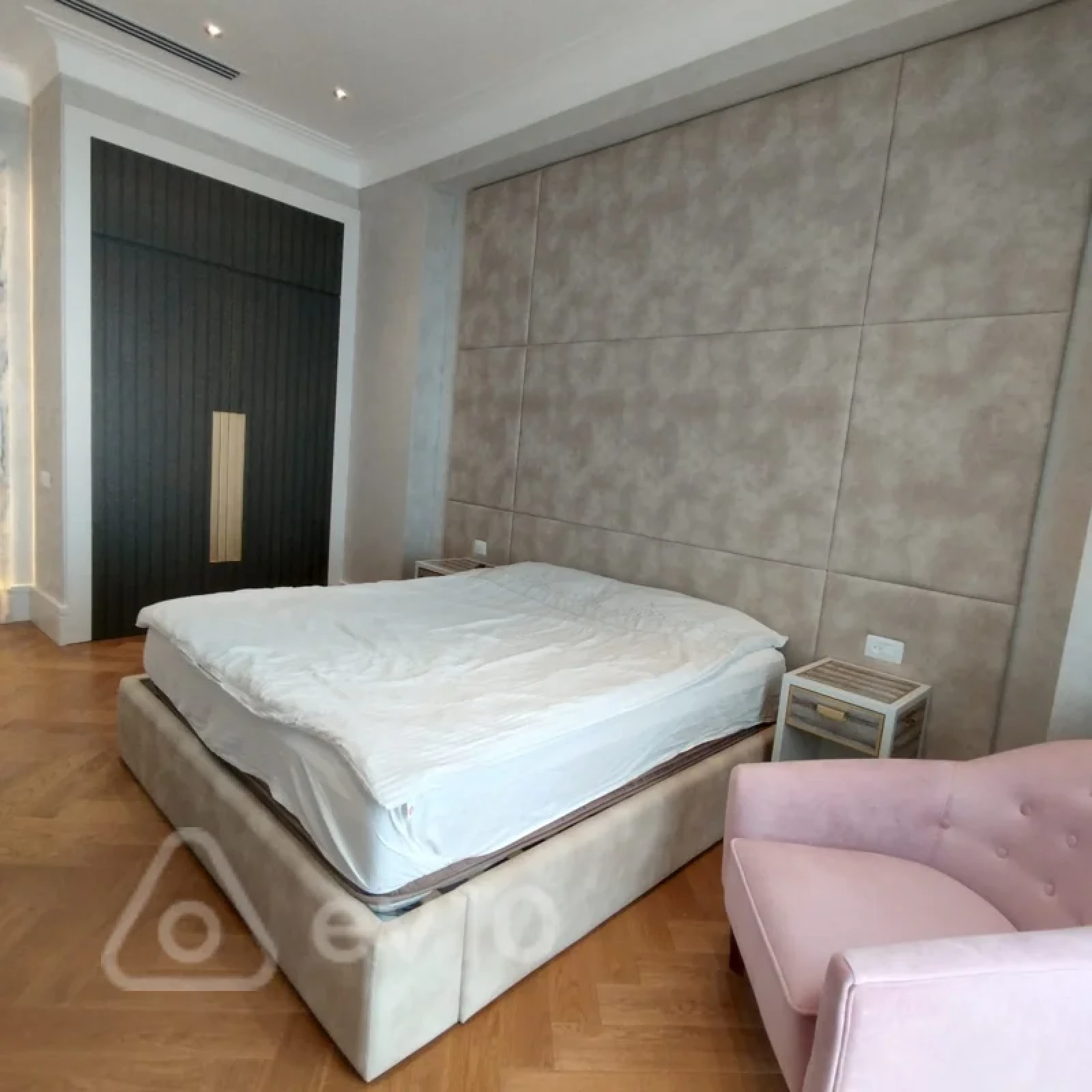 Kirayə verilir 3 otaqlı yeni tikili 108 m²