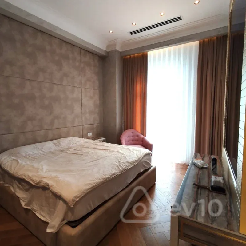 Kirayə verilir 3 otaqlı yeni tikili 108 m²