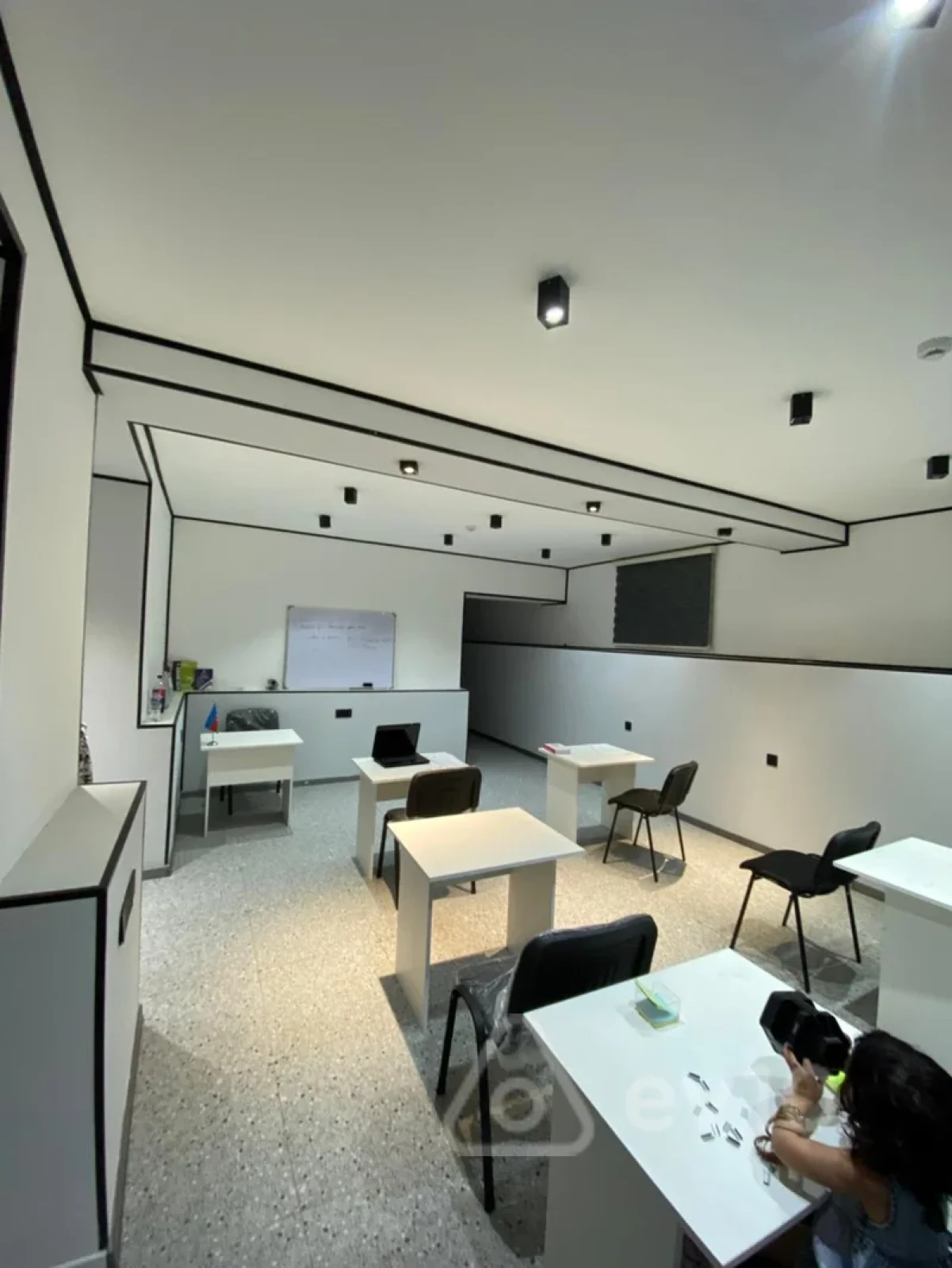 Satılır mənzil 90 m²