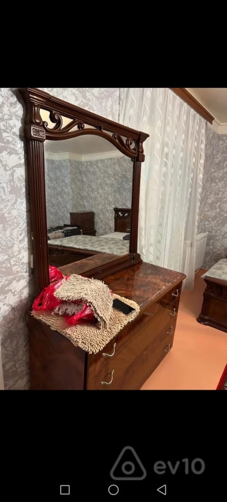 Kirayə verilir 2 otaqlı köhnə tikili 75 m²