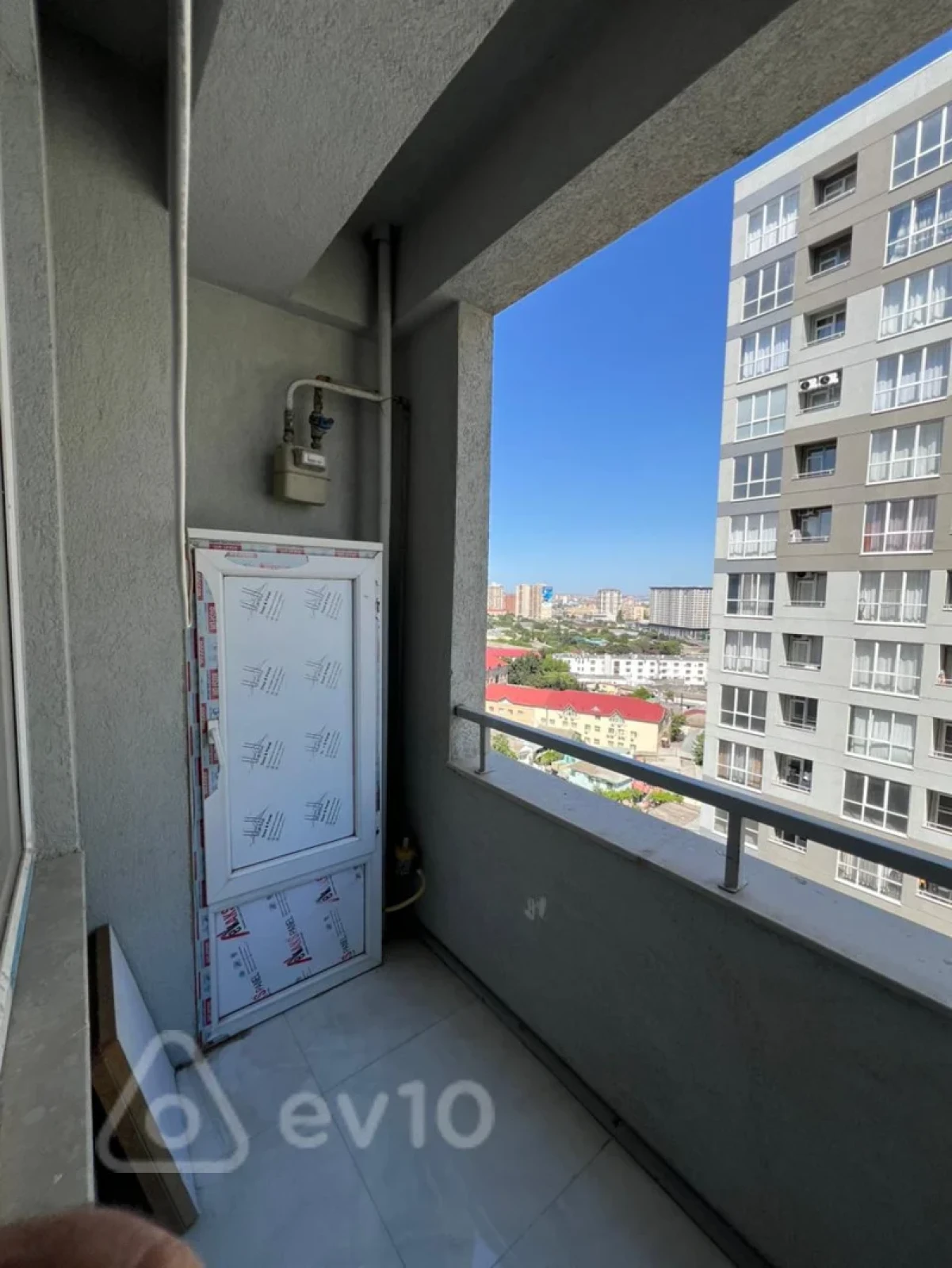 Kirayə verilir 2 otaqlı yeni tikili 50 m²