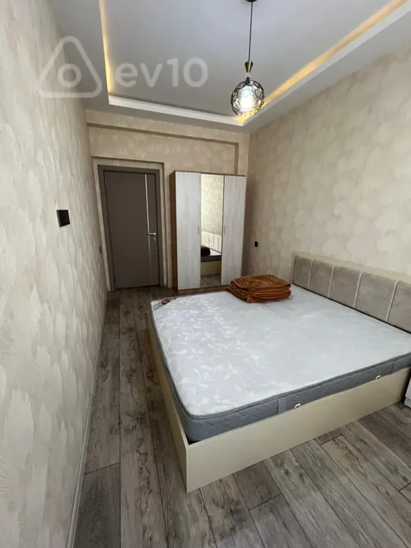 Kirayə verilir 2 otaqlı yeni tikili 50 m²