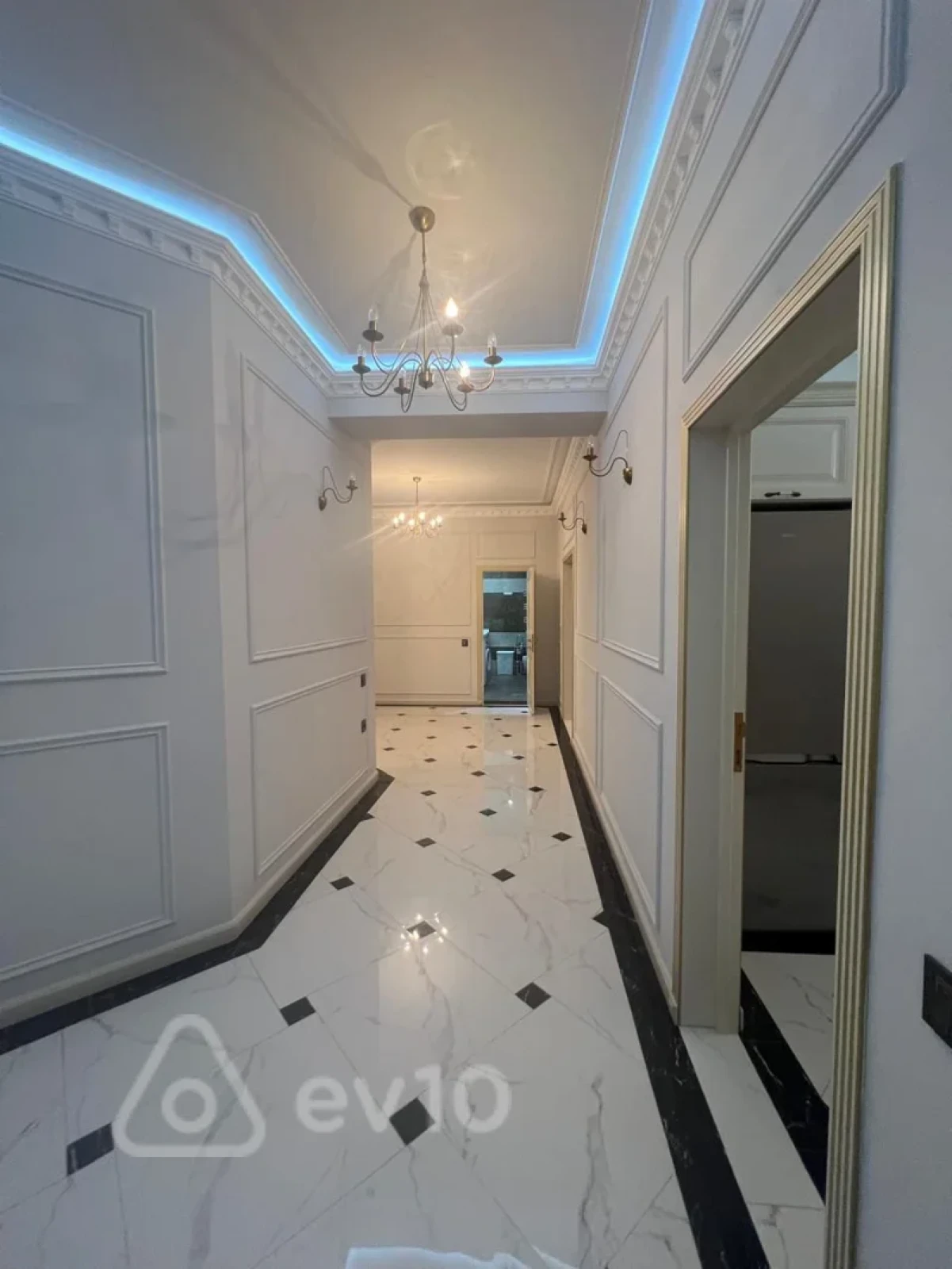 Kirayə verilir 3 otaqlı yeni tikili 170 m²