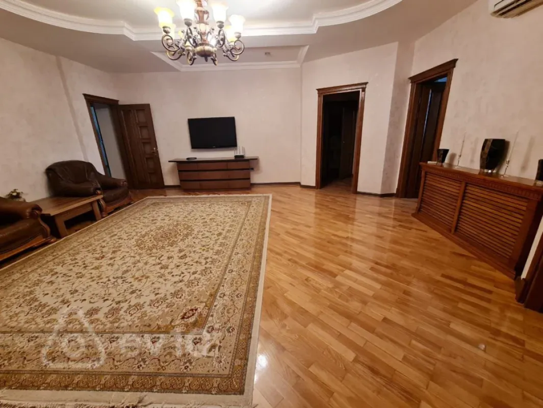 Satılır 3 otaqlı yeni tikili 145 m²
