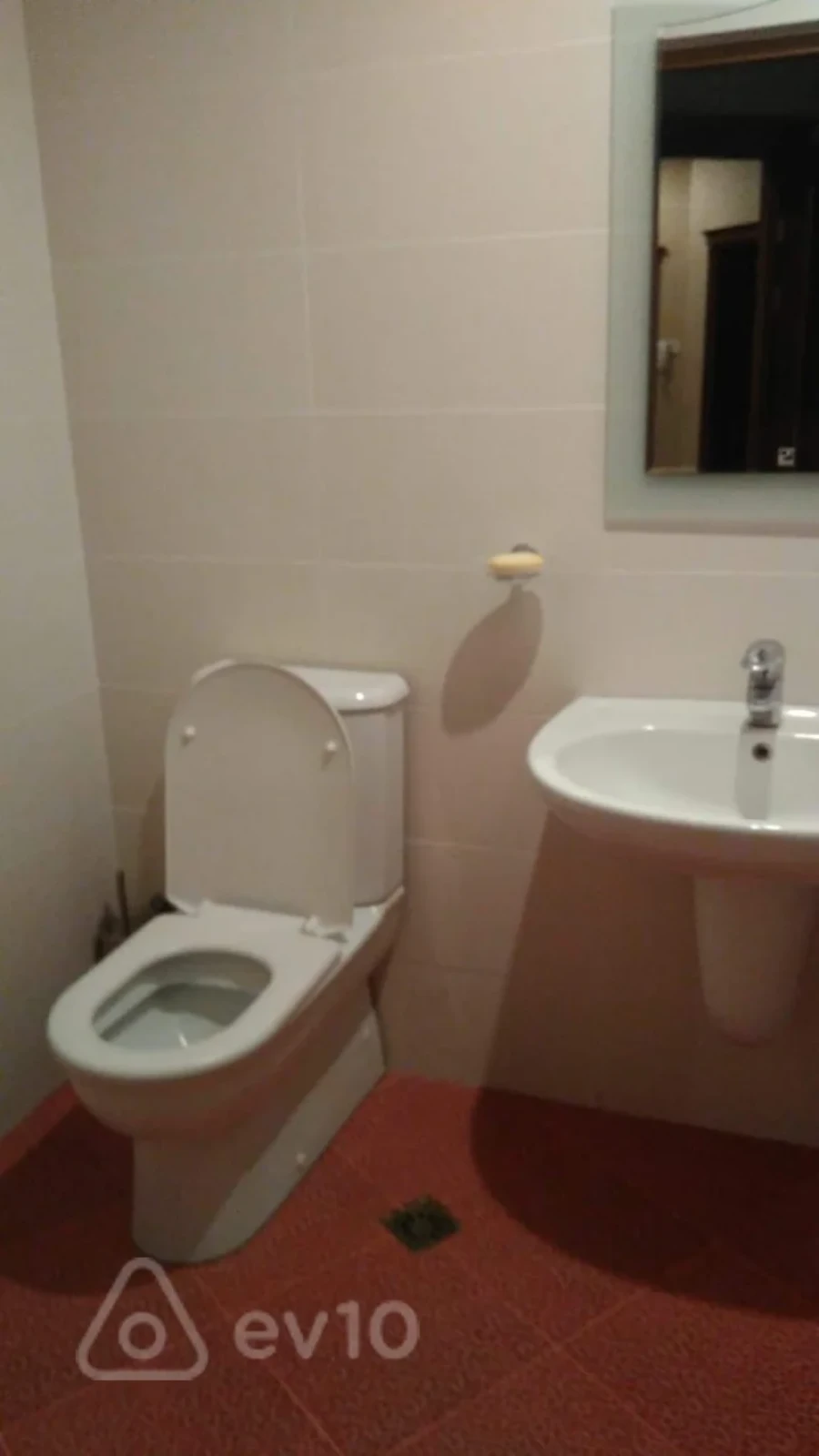 Satılır 3 otaqlı yeni tikili 145 m²