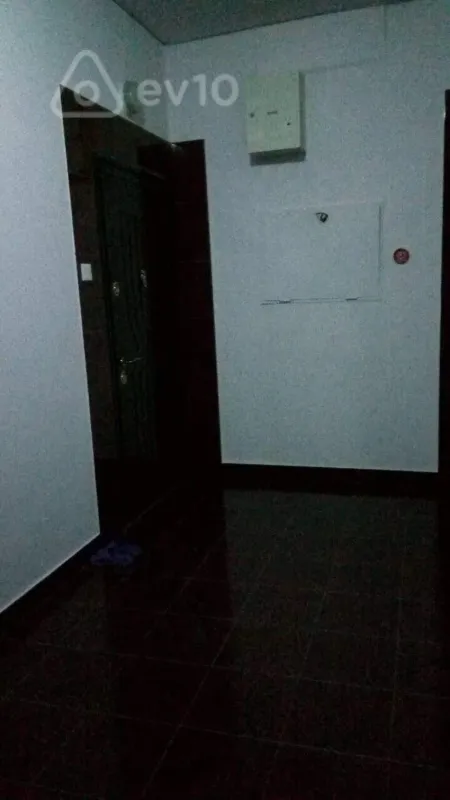 Satılır 3 otaqlı yeni tikili 145 m²
