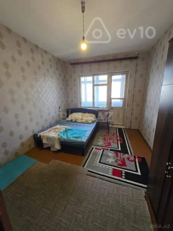 Kirayə verilir 2 otaqlı köhnə tikili 50 m²
