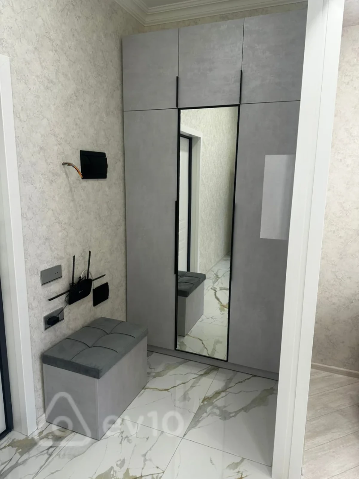 Kirayə verilir 2 otaqlı yeni tikili 65 m²